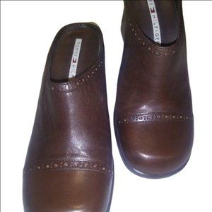 Tommy Hilfiger, women's, leather, block heel clogs
